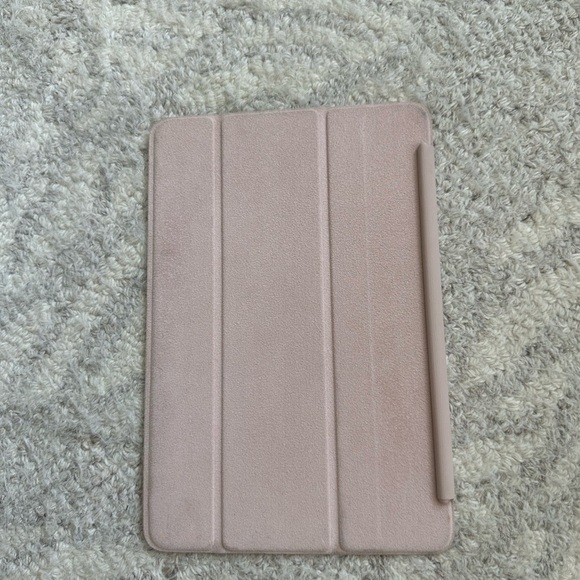 Apple Pink iPad Cover Tri-Fold Design - Picture 4 of 8